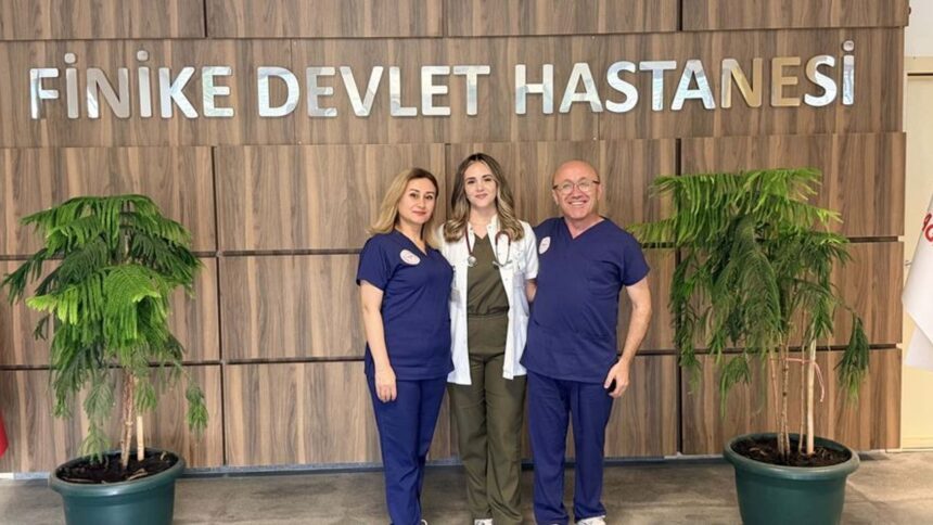 Eylül Uçal, anne babasının hastanesinde doktor: Çocukluk hayali