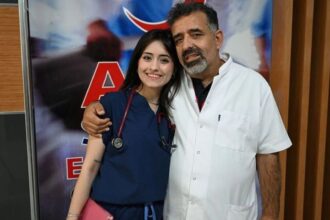 Claude Ajanları Anthropic'te Yeni RNA-DNA Sentez Enzim Sistemini Buldu