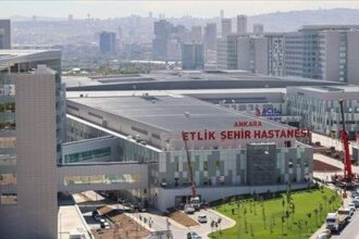 Etlik Şehir Hastanesinde başhekim sözleşmesi yeniden uzatıldı