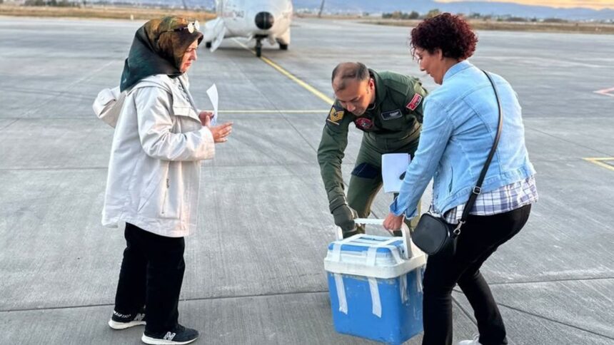 Erzurum'dan Antalya'ya karaciğer grefti ambulans uçakla taşındı